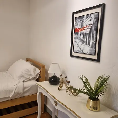 Chez Jack Nocleg ze śniadaniem 4*