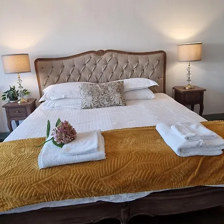 Chez Jack Bed & Breakfast