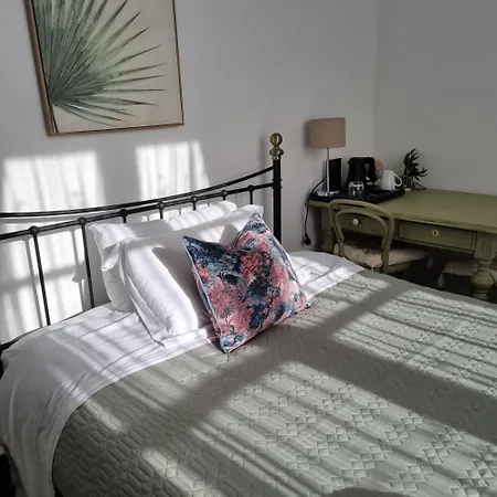 Chez Jack Bed & Breakfast