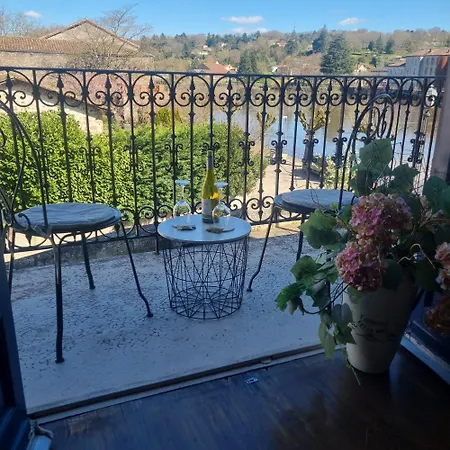 Frühstückspension Chez Jack 4*
