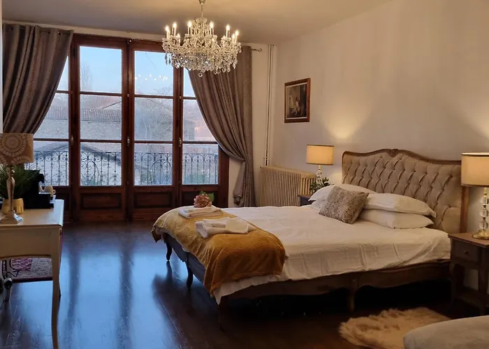 Chez Jack Bed & Breakfast