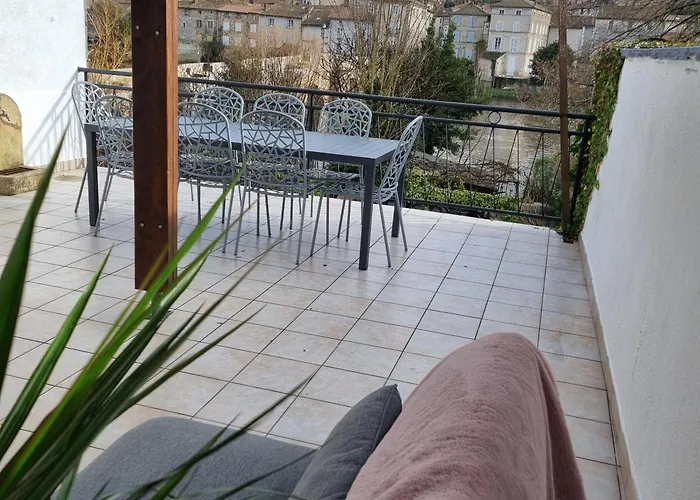 Chez Jack Bed & Breakfast 4*